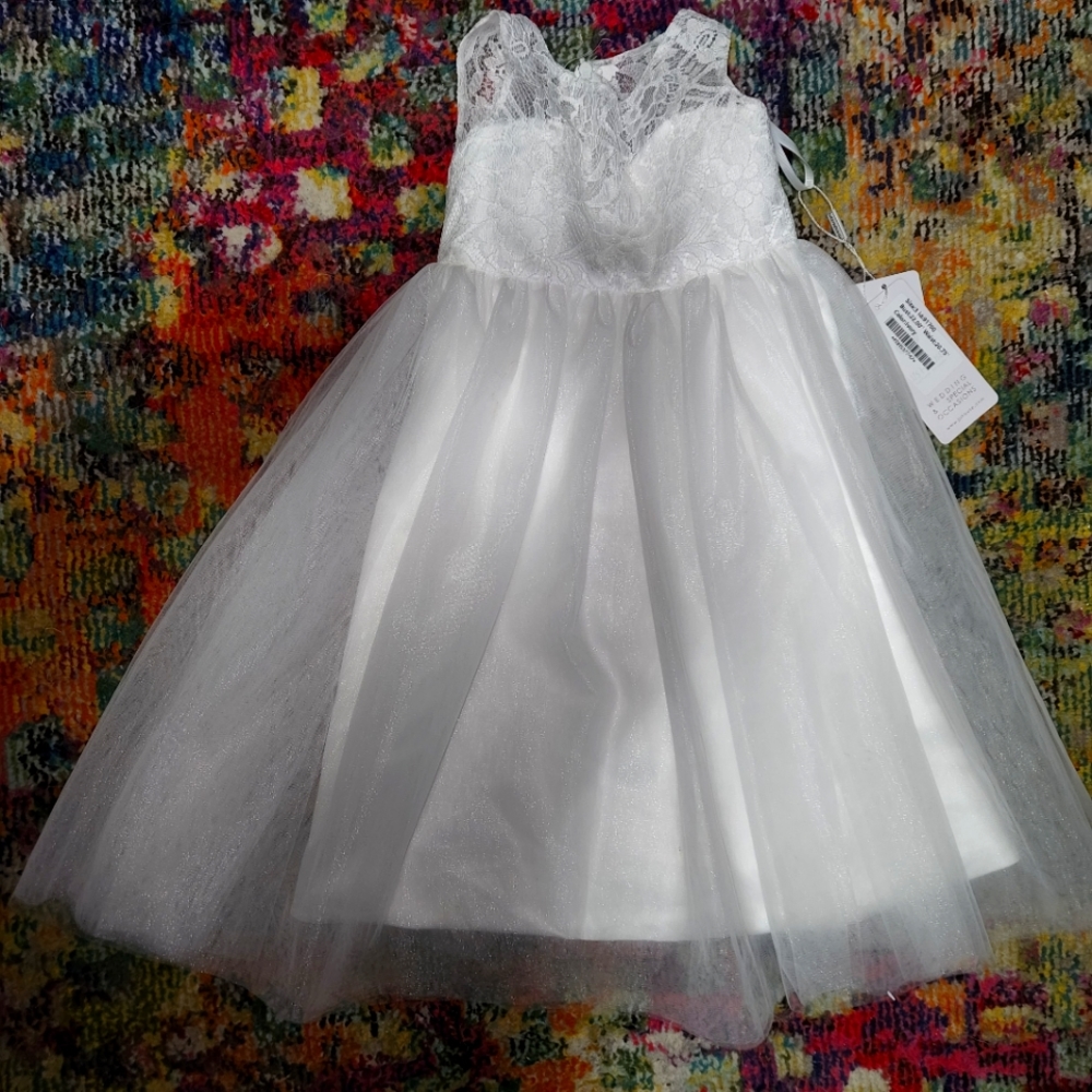 JJ House Flower Girl Dress (T3) + 4 sashes